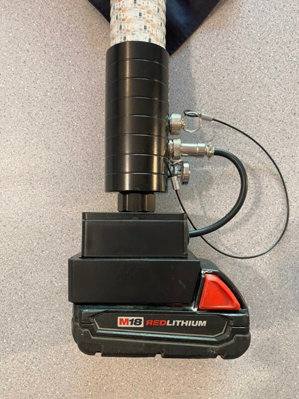 Battery Mount with integrated Controller