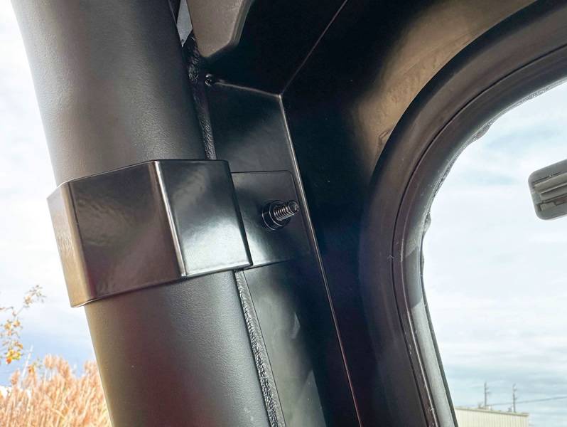 CF-Moto UForce 600 Laminated Glass Windshield with Wiper