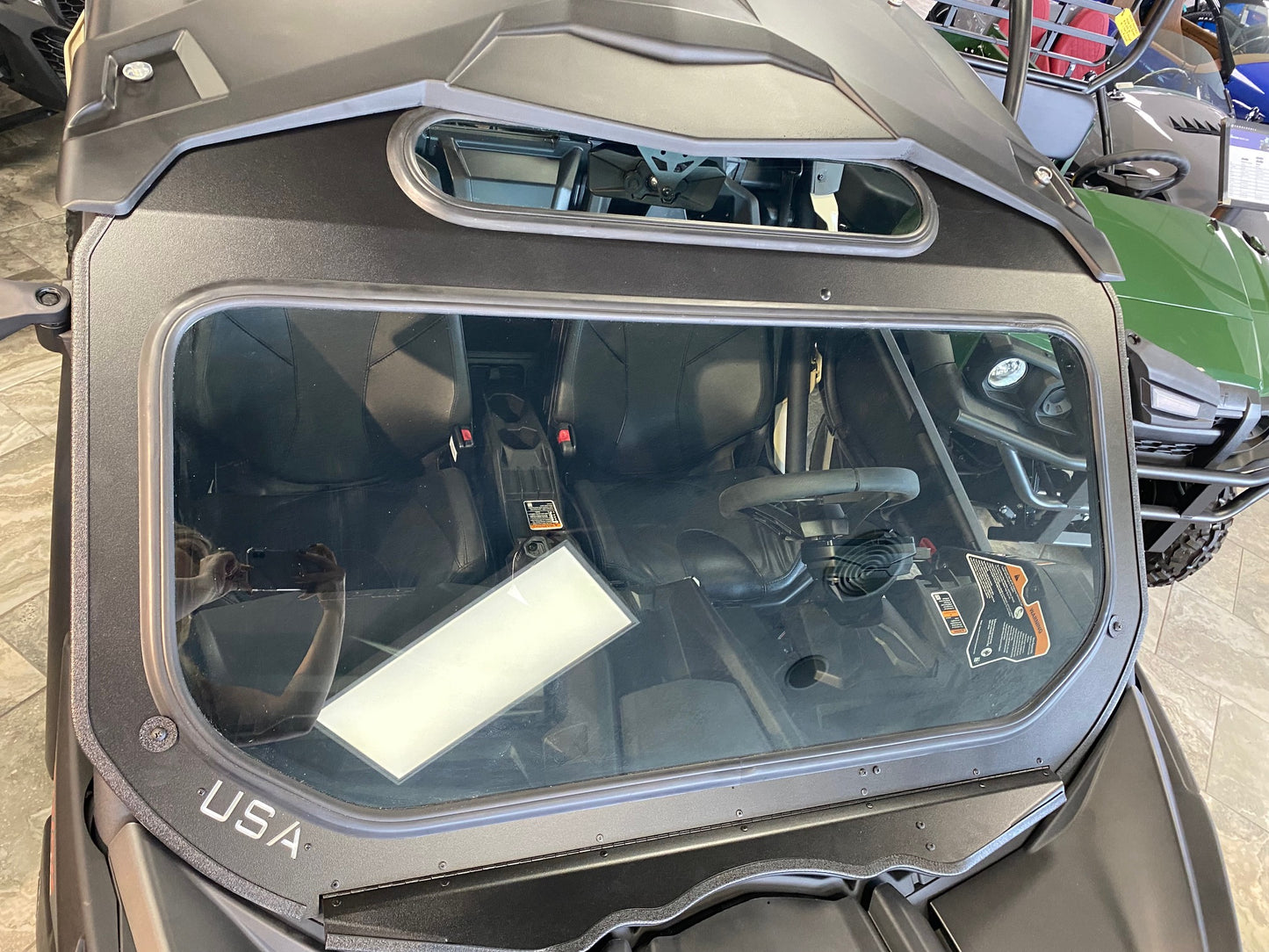 All Glass Windshield-Can-Am Maverick X3 with sun window