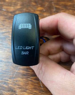 UNIVERSAL LED LIGHT BAR WIRIG HARNESS ( INCLUDES POLARIS PULSE BAR PLUG)