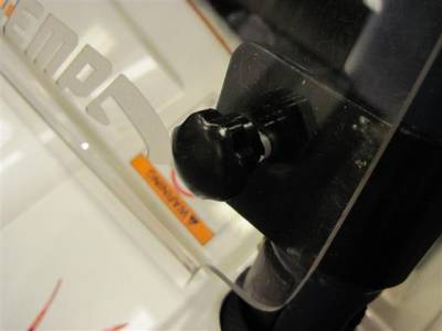 QUICK CONNECT WINDSHIELD CLAMP