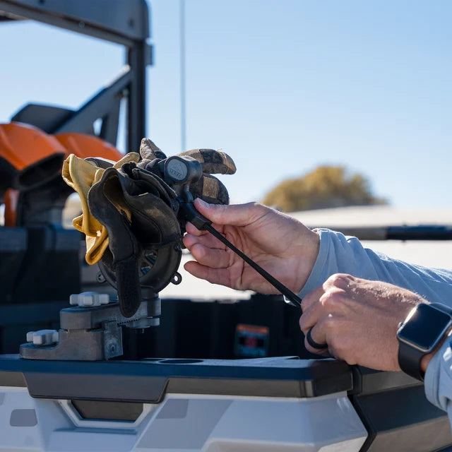 SLIDE AND LOCK SNUBBER SYSTEM