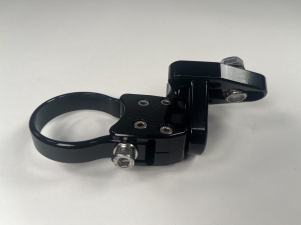 LARGE BASE ADJUSTABLE LIGHT MOUNT