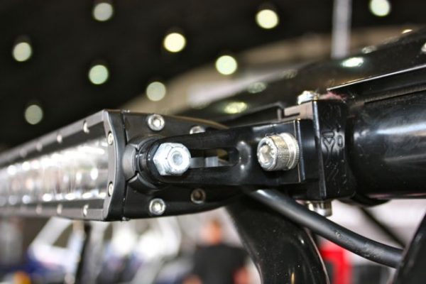 LED LIGHT BAR MOUNT FOR 6MM / 1/4" END MOUNTS