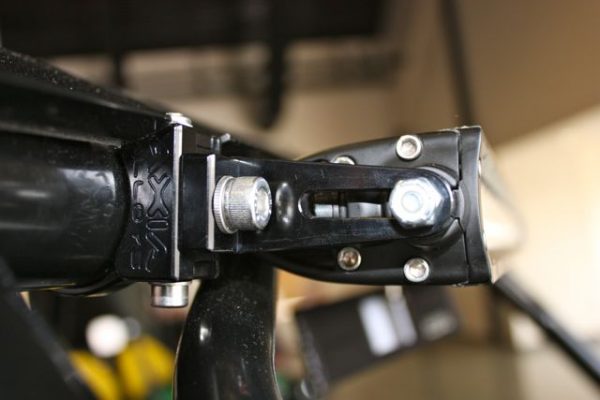 LED LIGHT BAR MOUNT FOR 6MM / 1/4" END MOUNTS