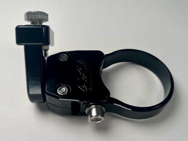SMALL BASE ADJUSABLE LIGHT MOUNT