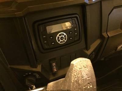 Mid-Size Ranger In-Dash Bluetooth Stereo